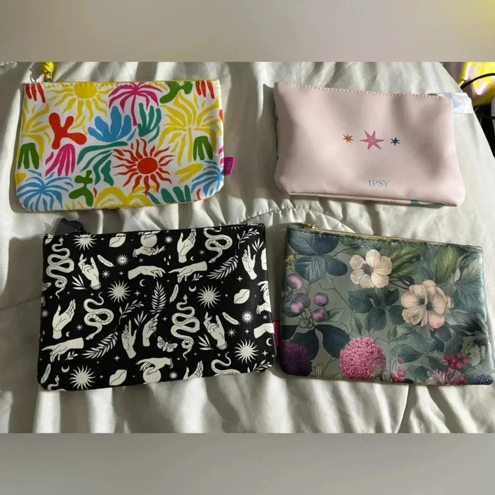 Ipsy bags Bundle - Picture 1 of 1